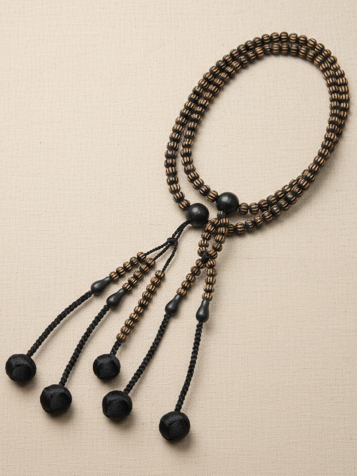 Chapelet Bois de Poirier - Irisé Noir Grand (Pompons tressés noirs)