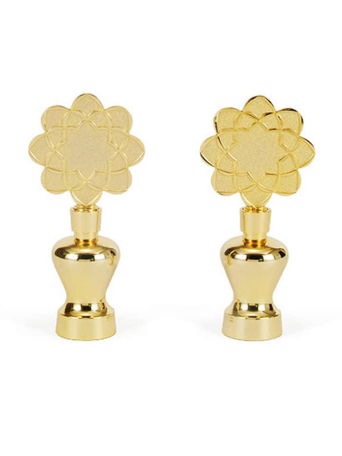 Emblèmes Soka - Métal doré - 12.5 cm