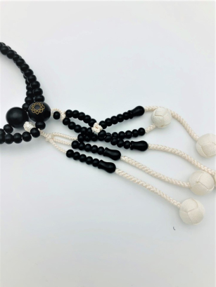 Chapelet Bois d'ébène pompons tréssés - Très Grand A